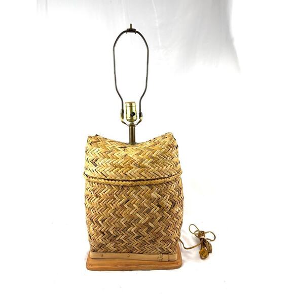 Vintage Woven Rattan Table Lamp Base Only 1980's Boho - Picture 11 of 13